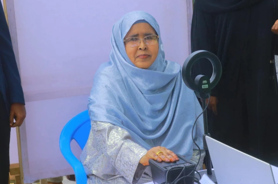 Somalia’s First Lady Marwo Sahro participates in historic voter ID registration