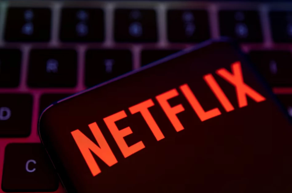 Netflix shares fall as revenue appears to stall