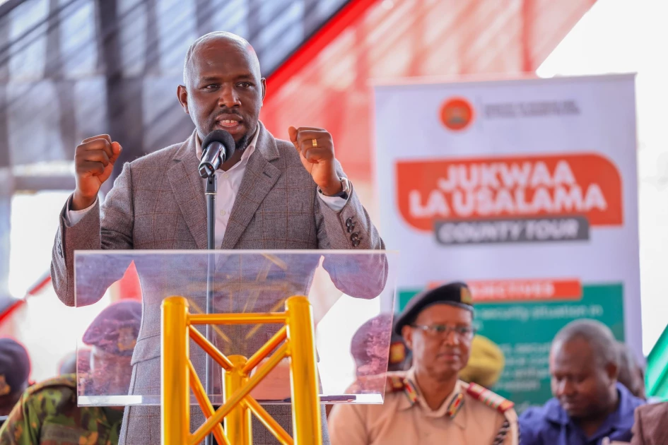 Gov't moves to address disquiet among police officers over delayed pay rise