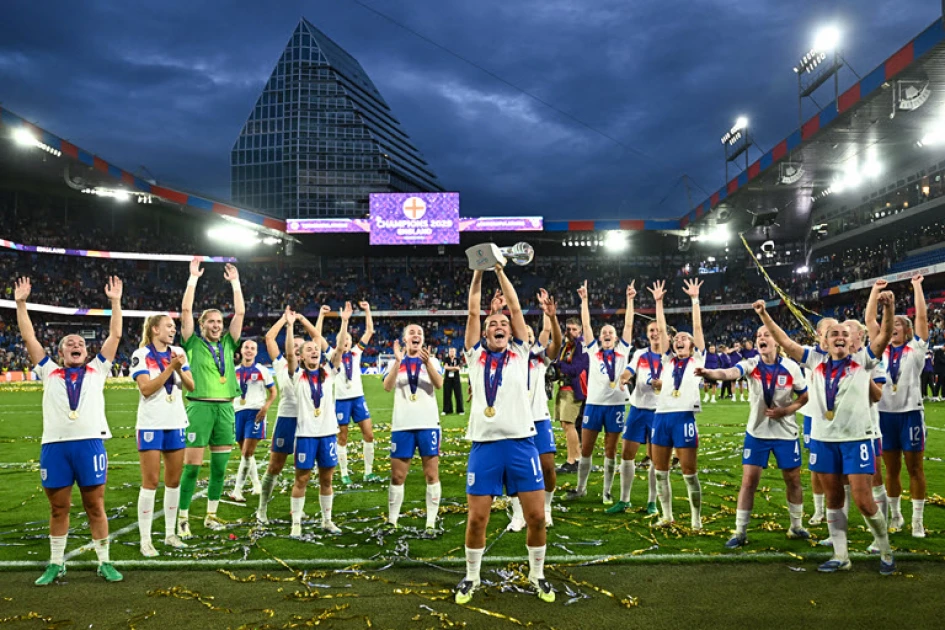 Defending champions England beat Spain on penalties to win Women's Euro 2025