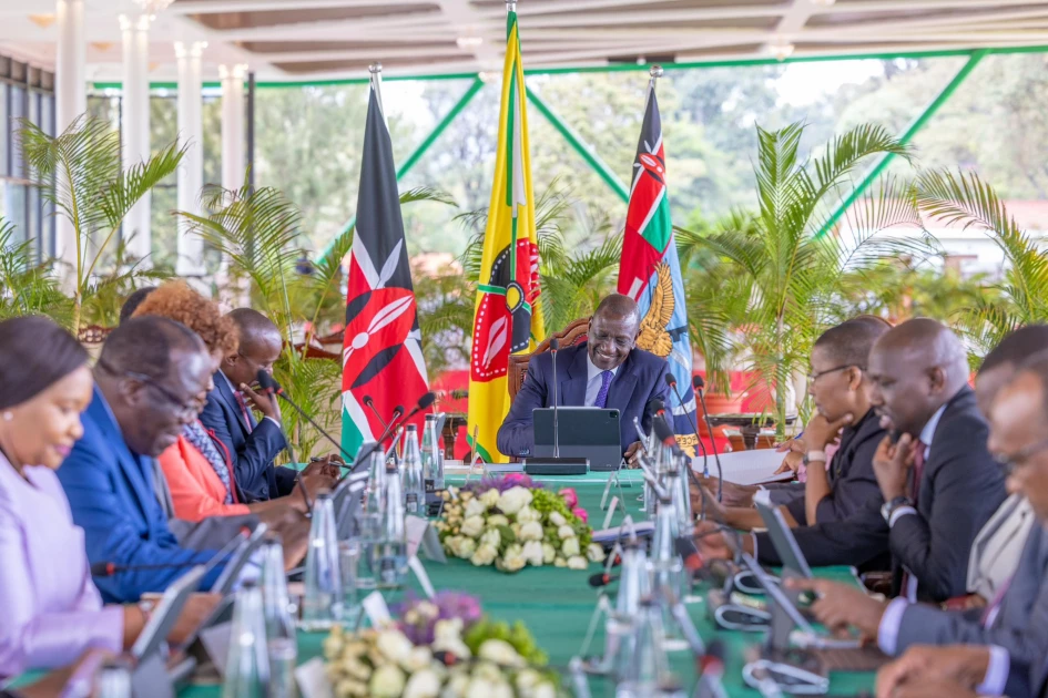 Court dismisses petition to bar President Ruto's advisers from Cabinet meetings