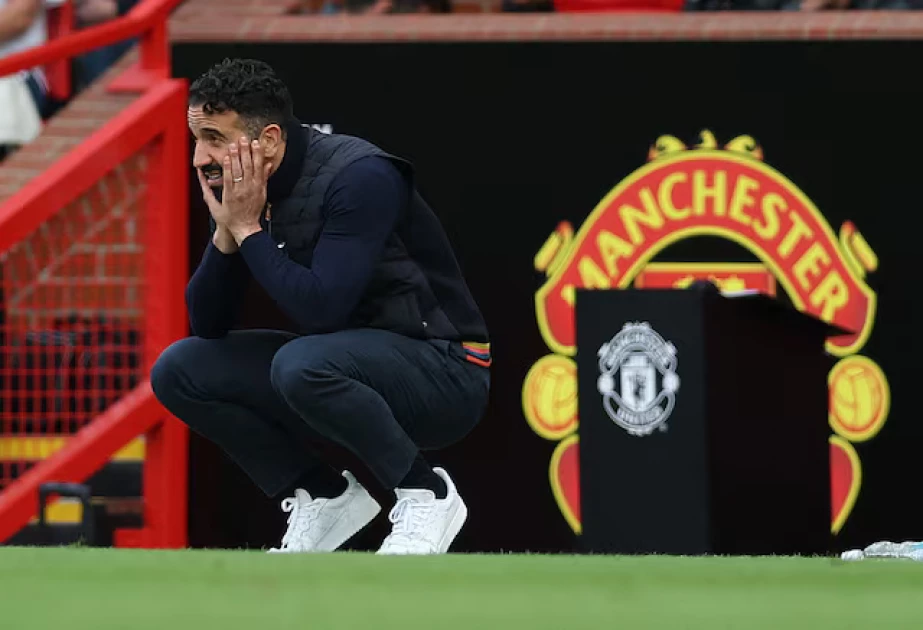 Shaw backs Amorim's bid to improve 'toxic' Man Utd dressing room Shaw backs Amorim's bid to improve 'toxic' Man Utd dressing room