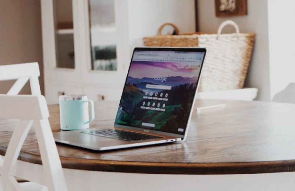Digital Habits in 2025: How Online Platforms Shape Modern Lifestyles