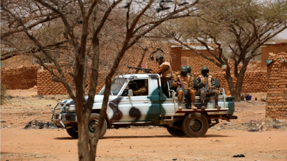 Jihadists kill 'dozens' of soldiers and civilians in Burkina Faso Jihadists kill 'dozens' of soldiers and civilians in Burkina Faso