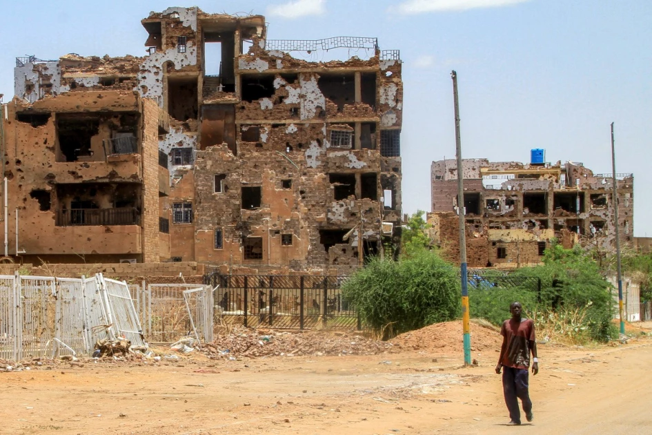 Sudan paramilitaries kill 14 civilians fleeing besieged city Sudan paramilitaries kill 14 civilians fleeing besieged city