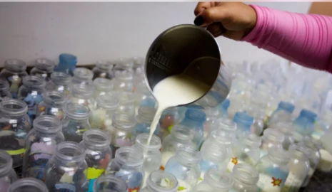 Breastfeeding week: Why bottle feeding is not good for your baby