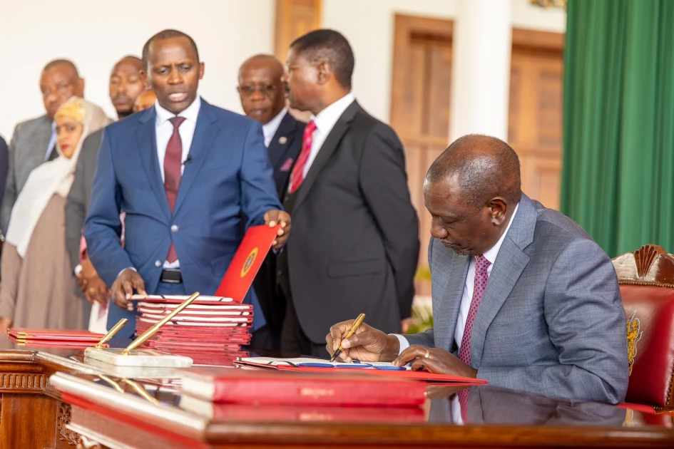 President Ruto signs Gambling Control and Kenya Roads Bill into law
