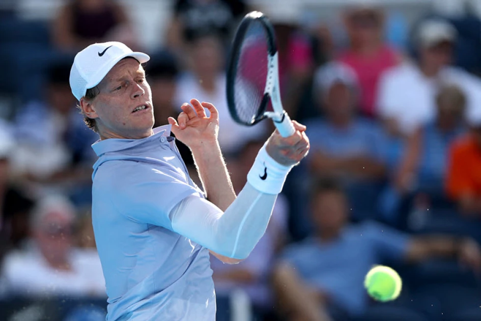 Defending champions Sinner, Sabalenka reach Cincinnati quarters