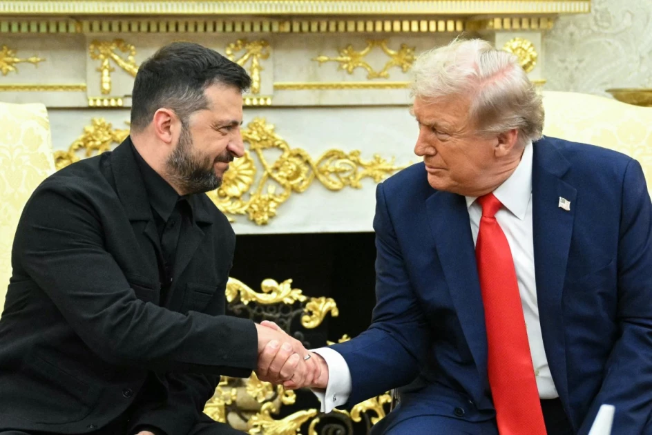Zelensky gifts Trump golf club of Ukraine war veteran Zelensky gifts Trump golf club of Ukraine war veteran