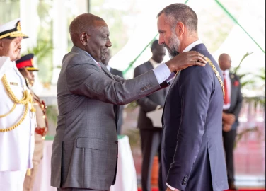 President Ruto awards Prince Rahim Aga Khan V 'Chief of the Order of the Golden Heart'