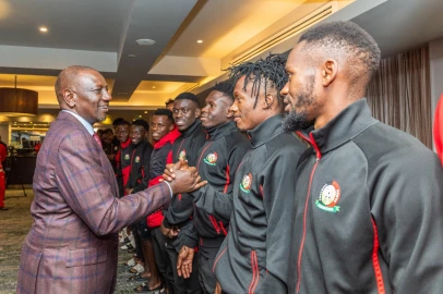pres-ruto-promises-to-pay-half-price-for-harambee-stars-affordable-housing-n368704