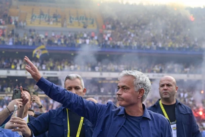 Mourinho sacked by Turkey's Fenerbahce