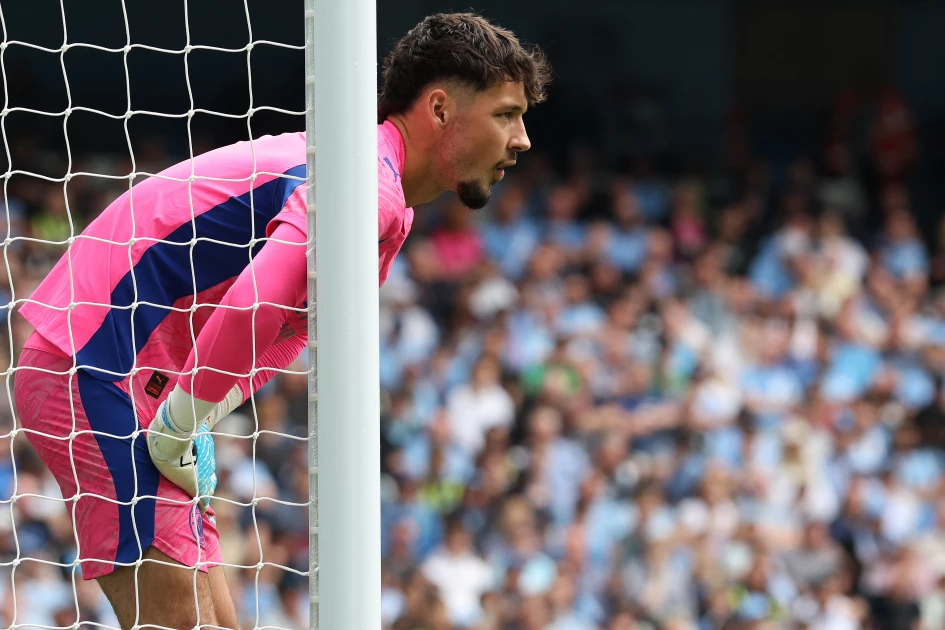 Goalkeepers still posing problems for Man City boss Guardiola Goalkeepers still posing problems for Man City boss Guardiola