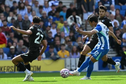 Man City rocked by Brighton as West Ham ease pressure on Potter Man City rocked by Brighton as West Ham ease pressure on Potter
