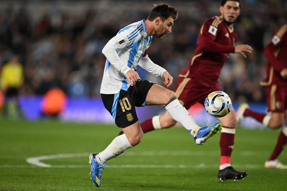 Messi hits emotional brace as Uruguay, Colombia, Paraguay seal World Cup spots Messi hits emotional brace as Uruguay, Colombia, Paraguay seal World Cup spots
