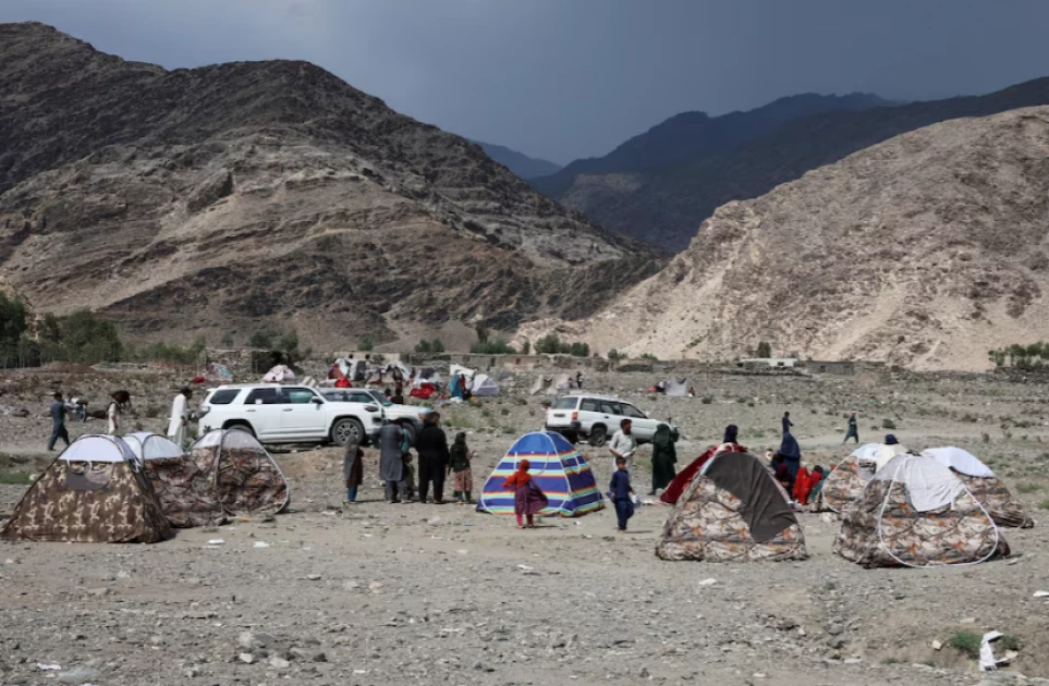 Two powerful aftershocks pummel Afghanistan after earthquakes kill 2,200 Two powerful aftershocks pummel Afghanistan after earthquakes kill 2,200
