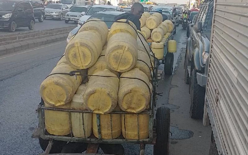 Nairobi: Residents of Eastlands grapple with biting water shortage Nairobi: Residents of Eastlands grapple with biting water shortage