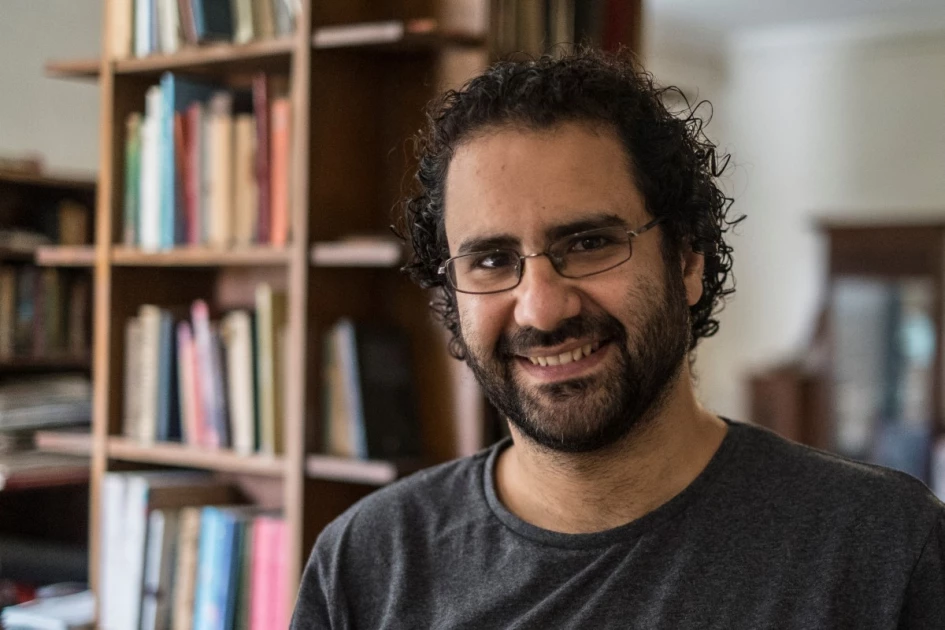 Egyptian President Sisi pardons activist Alaa Abdel Fattah