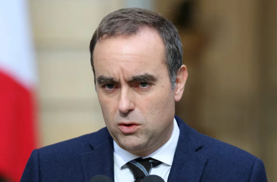 France names new government amid political turmoil