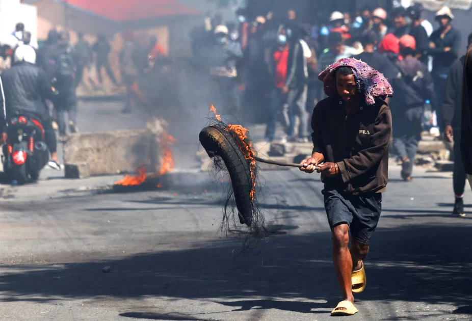 Anti-government protests resume in several Madagascar cities