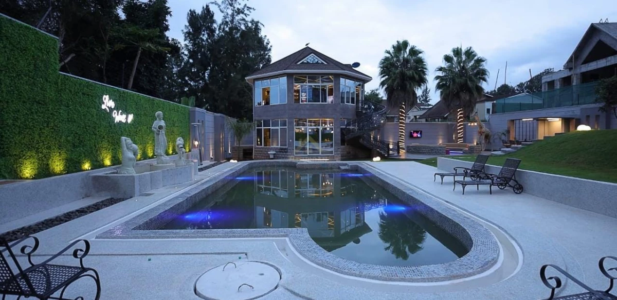 A taste of African Luxury: How a Kenyan is Redefining Interior Design and Construction A taste of African Luxury: How a Kenyan is Redefining Interior Design and Construction
