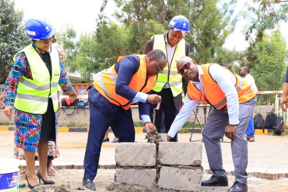 Mama Lucy Hospital breaks ground for new 53-bed newborn unit Mama Lucy Hospital breaks ground for new 53-bed newborn unit