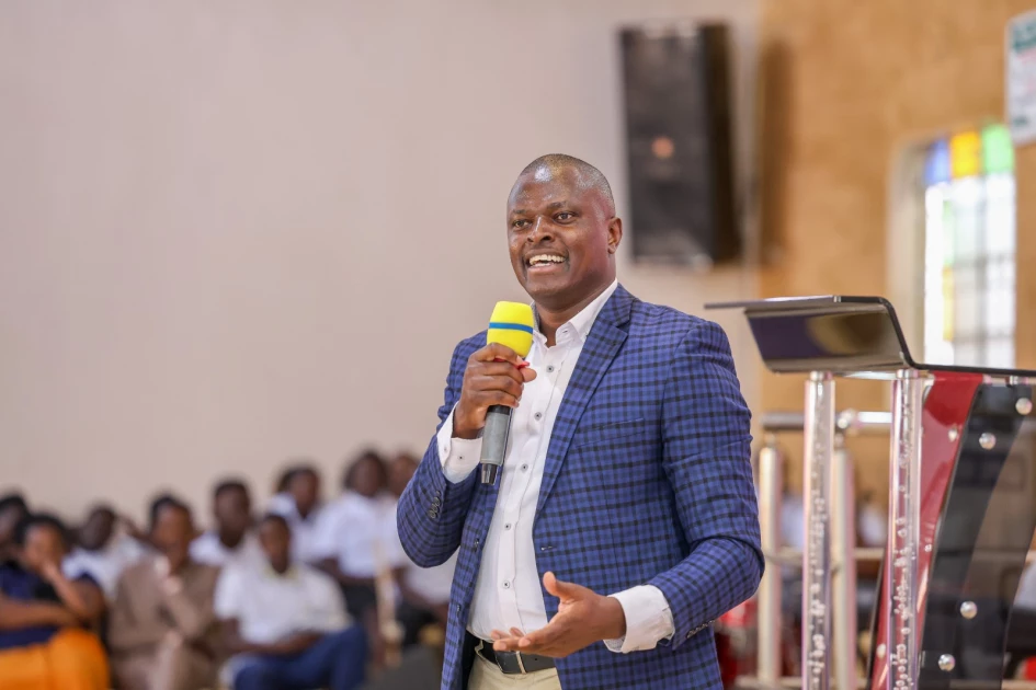 MP Nyoro raises alarm over soaring public debt, warns of looming economic crisis MP Nyoro raises alarm over soaring public debt, warns of looming economic crisis