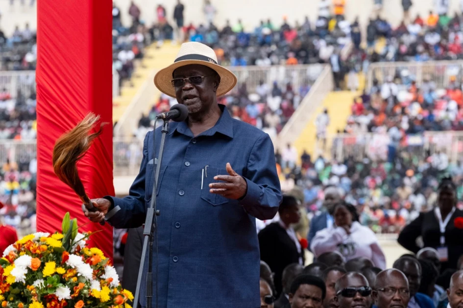 ‘Raila was teargassed enough in life, let's not teargas him in death’: Oburu pleads with mourners to be peaceful ‘Raila was teargassed enough in life, let's not teargas him in death’: Oburu pleads with mourners to be peaceful