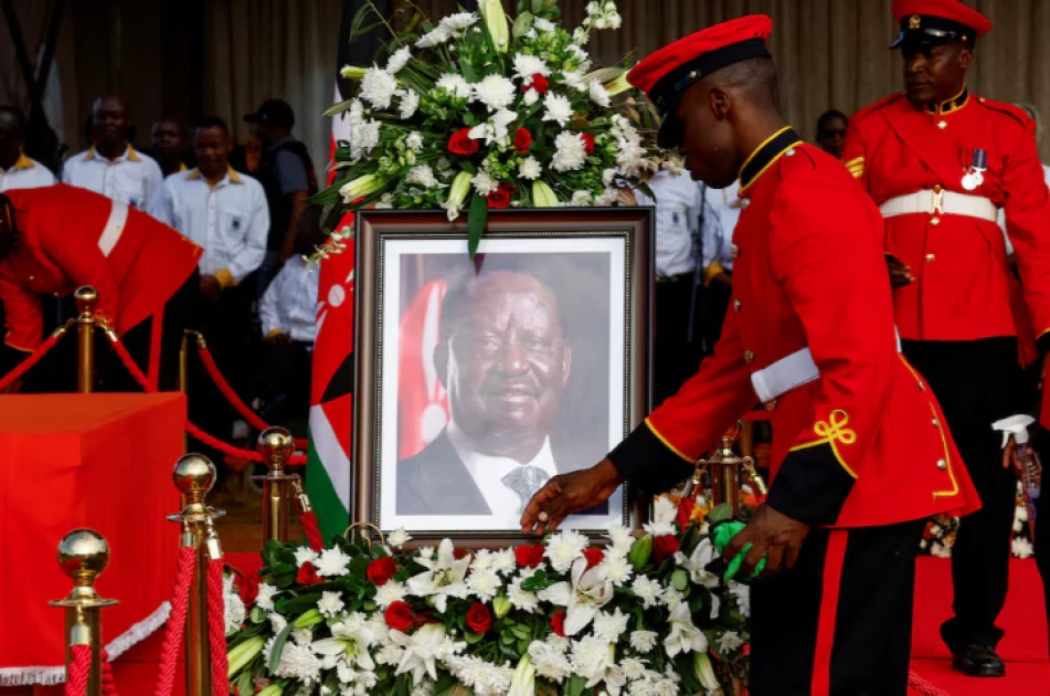 Thousands turn out for funeral of Kenyan leader Raila Odinga Thousands turn out for funeral of Kenyan leader Raila Odinga