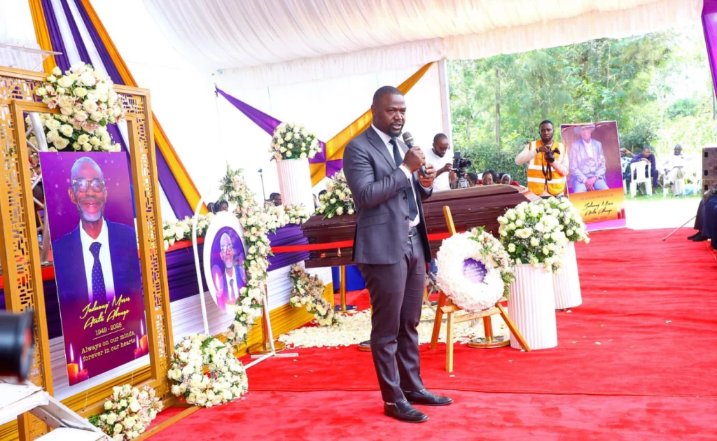 Leaders, doctors turn out as KMPDU boss Davji Atellah's father is laid to rest in Kendu Bay