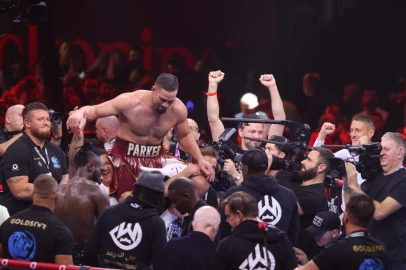 parker-failed-drugs-test-on-day-of-heavyweight-defeat-promoter-n373050