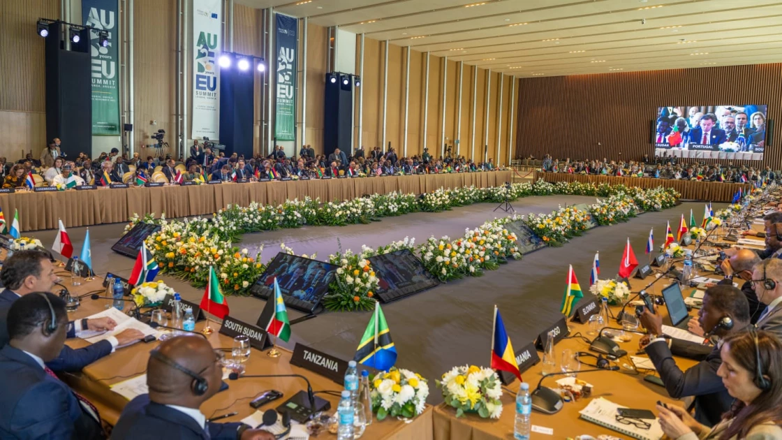 EU, Africa leaders talk trade and minerals in Angola summit