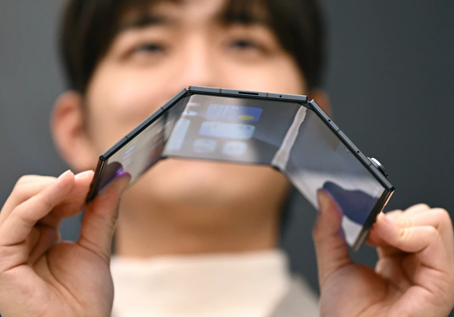 Samsung unveils first 'special edition' triple-folding phone