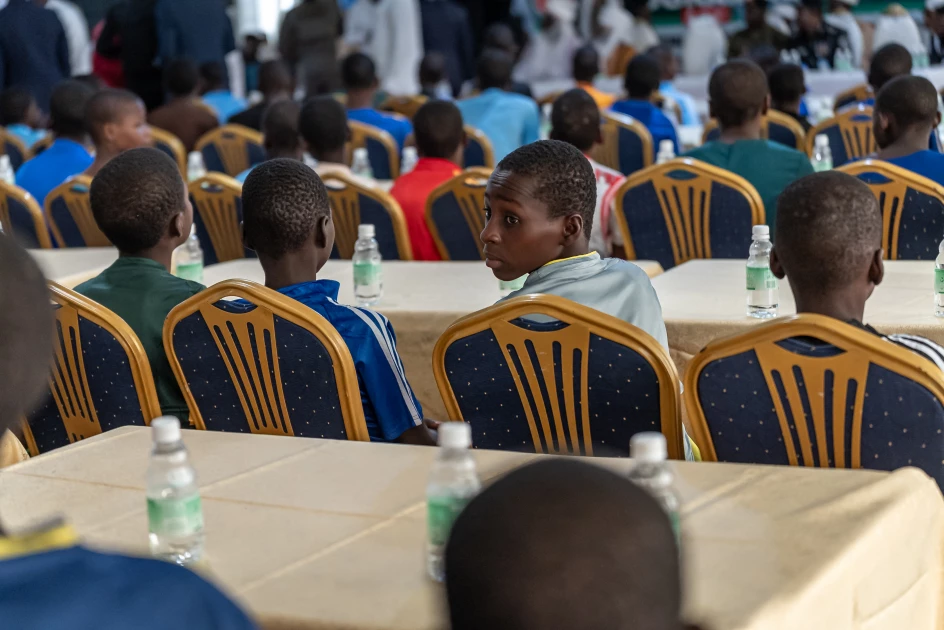 Kidnapped Nigerian schoolchildren to reunite with parents