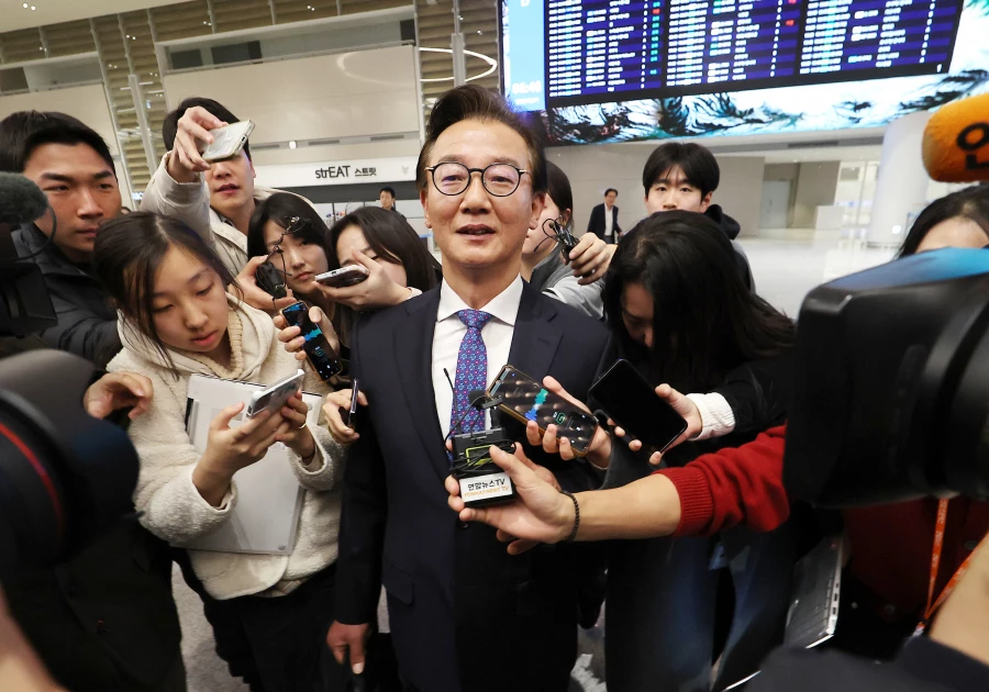 South Korea minister resigns over alleged bribes from church