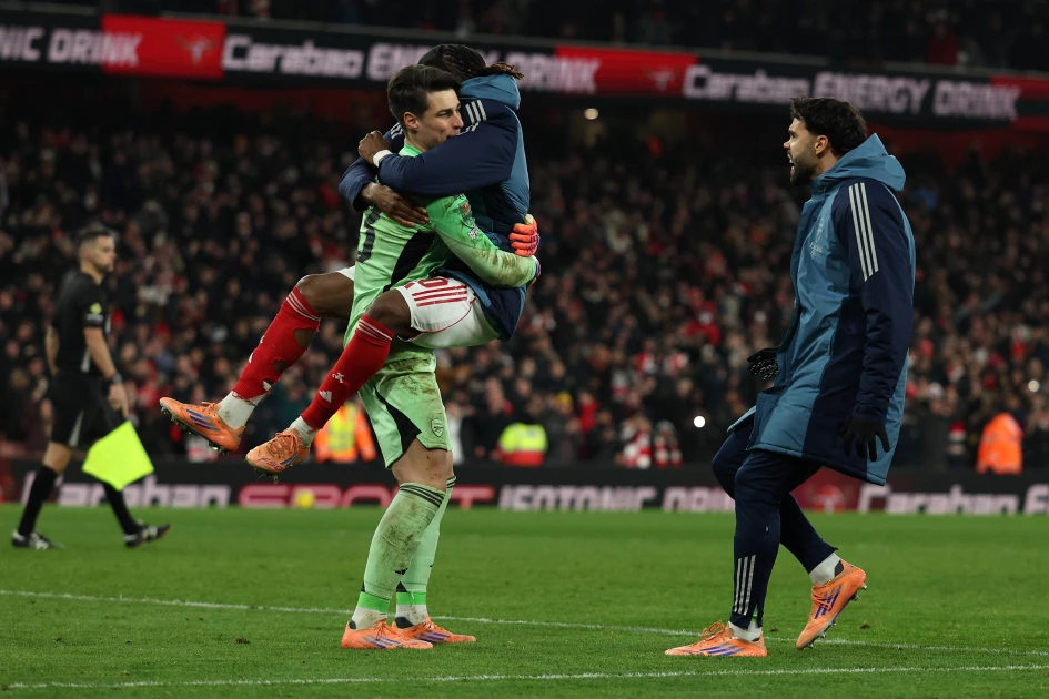 Arsenal reach League Cup semis with shoot-out win over Palace