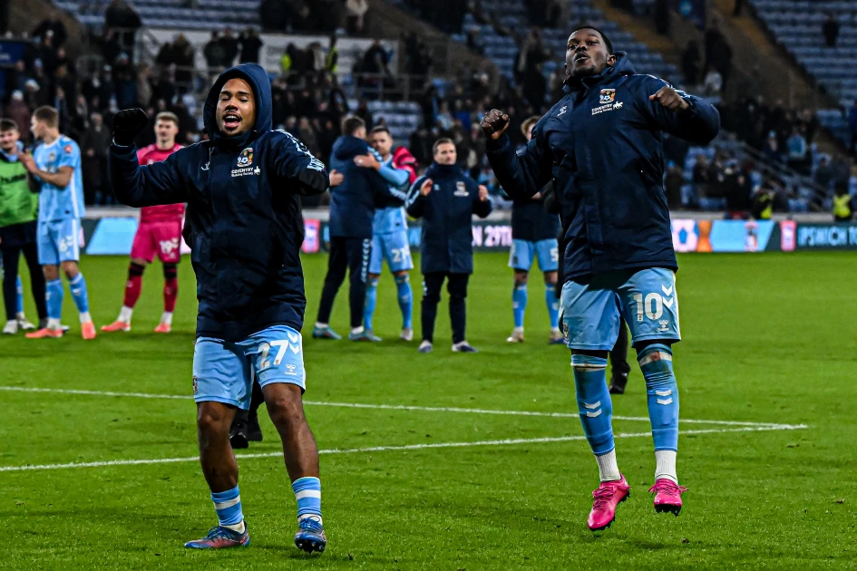 Lampard's Coventry extend lead in Championship