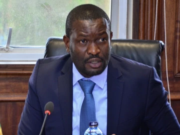 Sifuna wants Ruto-Sakaja Ksh.80B deal shelved, cites legal breaches