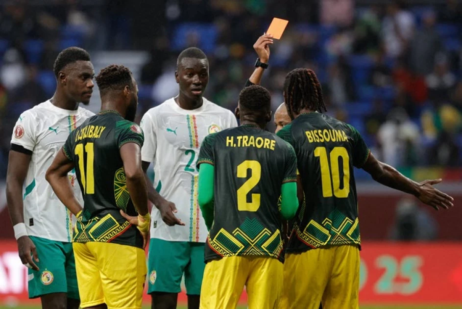 Recalled Ndiaye takes Senegal past 10-man Mali into AFCON semis