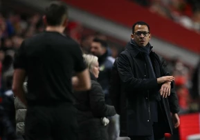 Rosenior plots long Chelsea stay as Arsenal loom