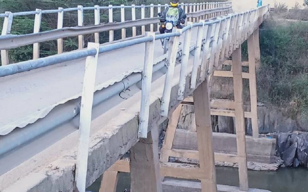 Macalder residents fear for safety after ‘baruti’ found planted on historic bridge