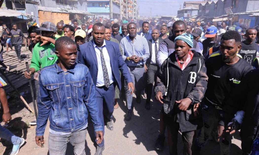 Sakaja halts Mukuru demolitions, terms them illegal and inhumane