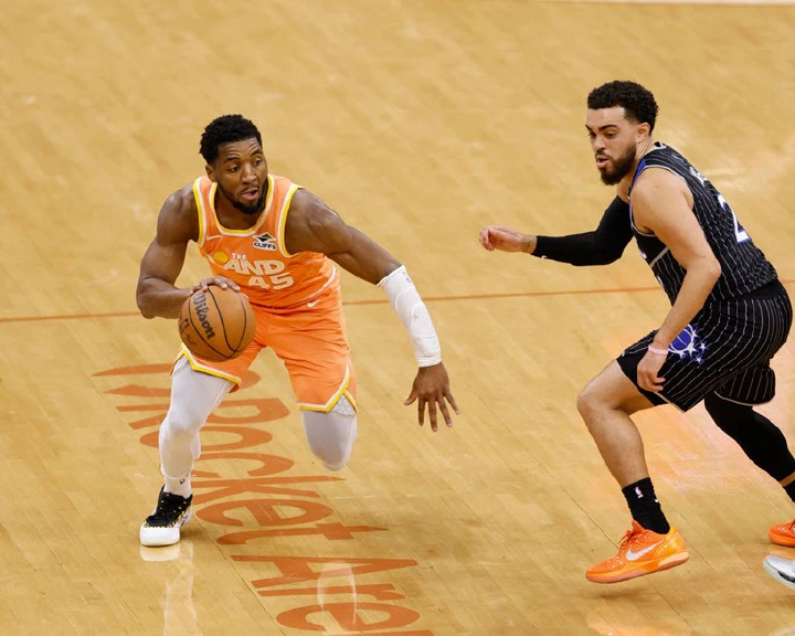 Cavs edge Timberwolves in overtime despite superb Edwards
