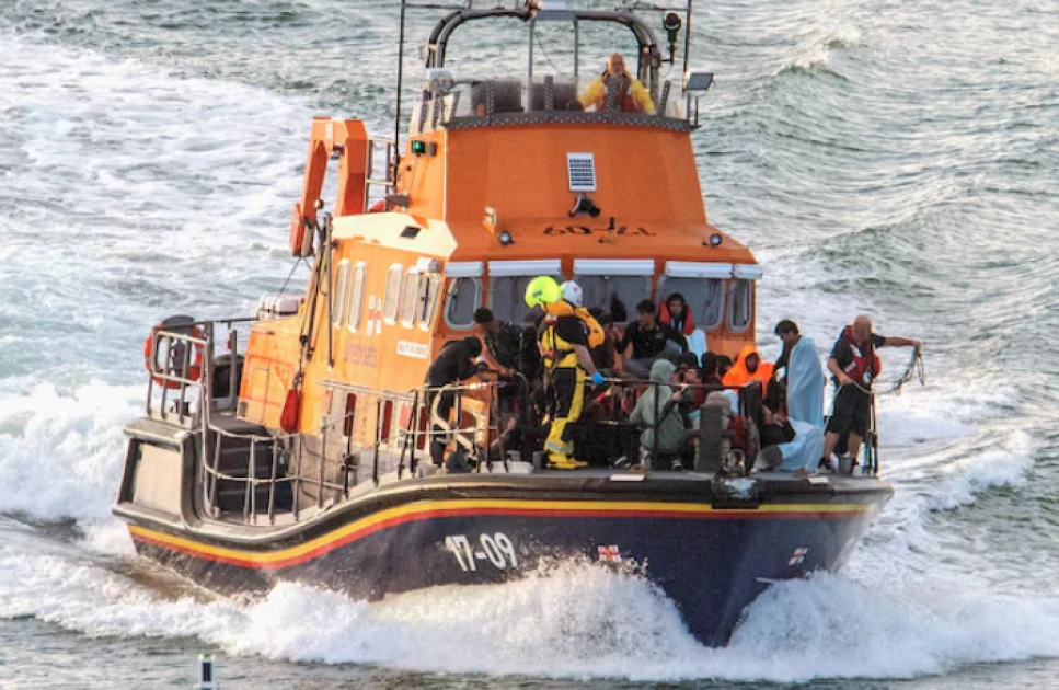 France rescues over 6,000 UK-bound Channel migrants in 2025