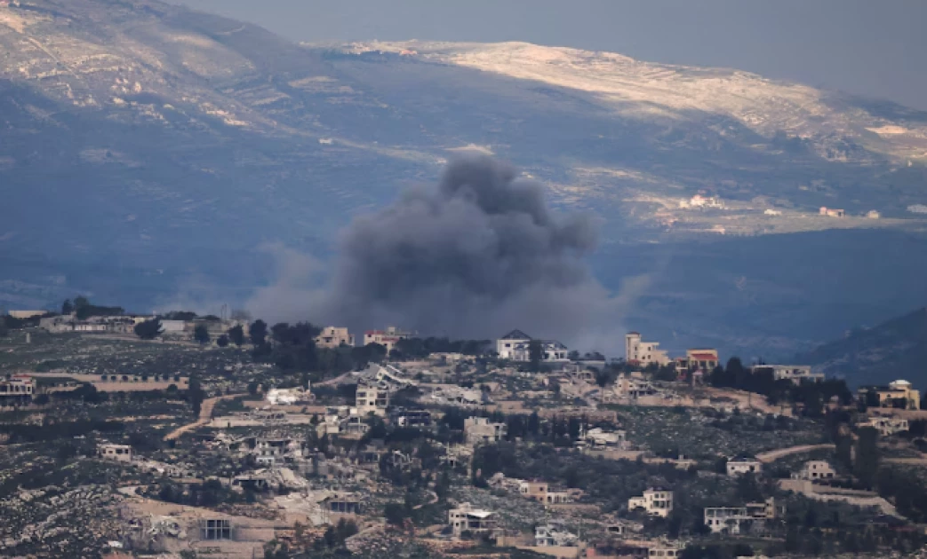 Iran launches wave of missiles at Israel; US Republicans block measure to halt US air campaign