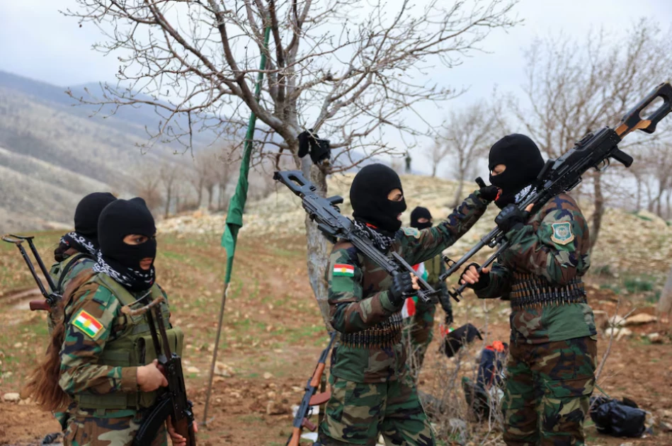 Trump urges Iranian Kurds to attack Iran as war widens