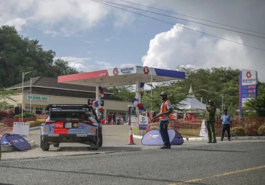 Safari Rally fever hits Naivasha despite heavy rains 
