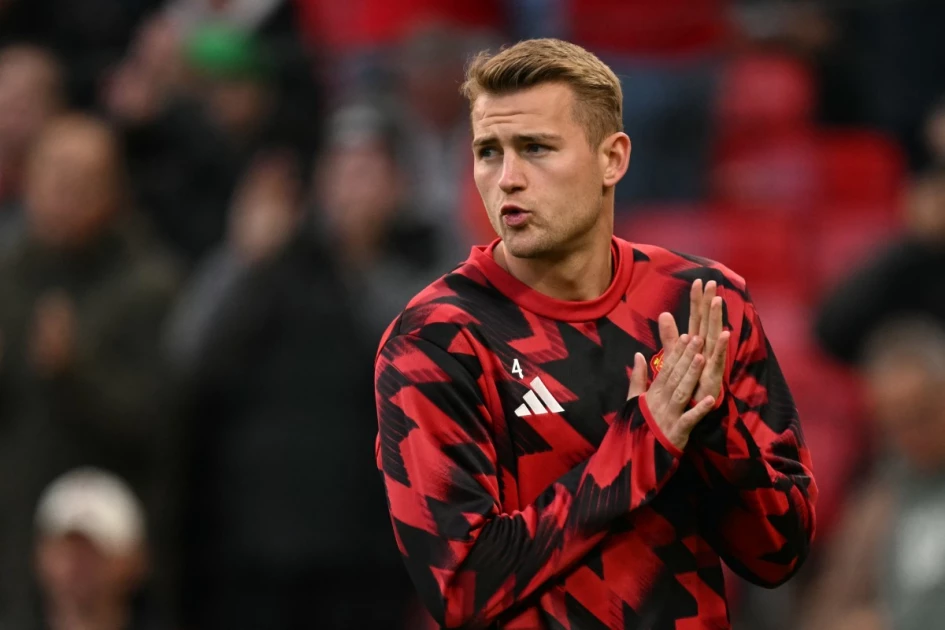 Carrick uncertain if Man Utd defender De Ligt will return this season