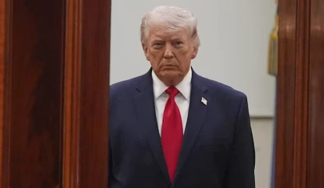 US-Iran peace hopes fade as Trump scraps talks