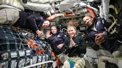 Artemis astronauts preparing for historic lunar flyby